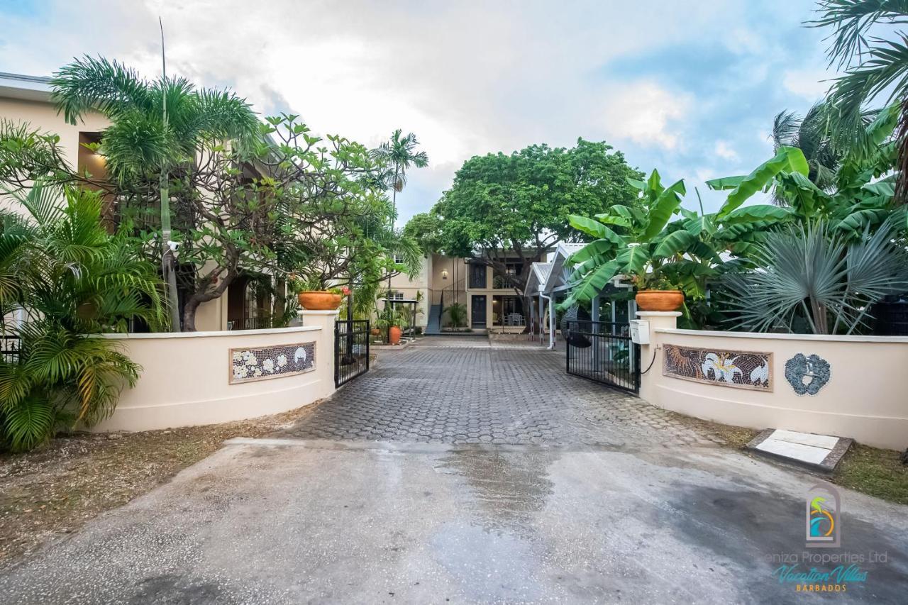 Dover Court Apartments - Steps To St Lawrence Gap 基督教堂市 外观 照片